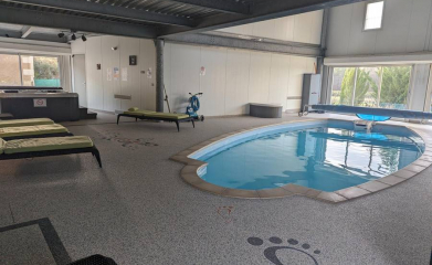 Plage de piscine en moquette de pierre Saint Georges sur Cher Loir et Cher 41 image 